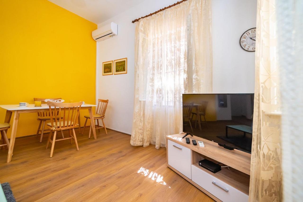 History Apartments Center Zadar Dış mekan fotoğraf